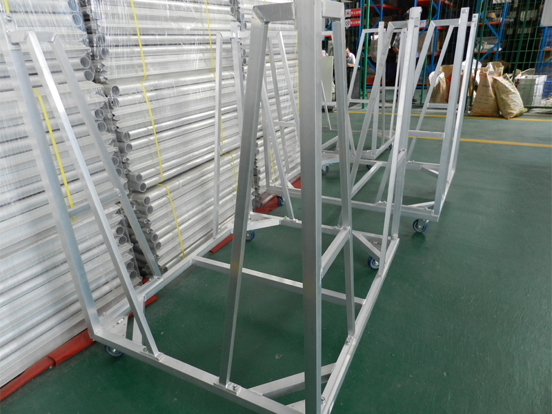 Tranporting Fence and Crowd Barrier Systems (7).jpg